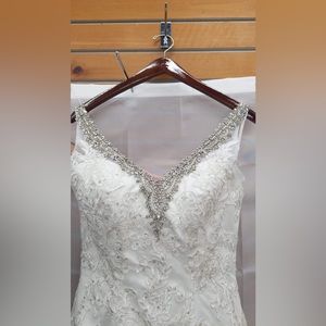 Wedding dress size 12. Mermaid style.
